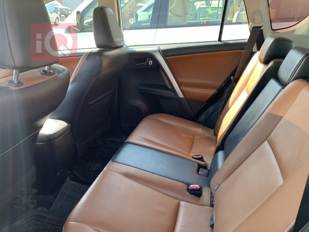 تويوتا راف 4